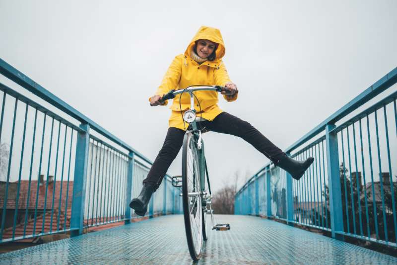 Fietsen in de regen: 9 tips om droog te blijven