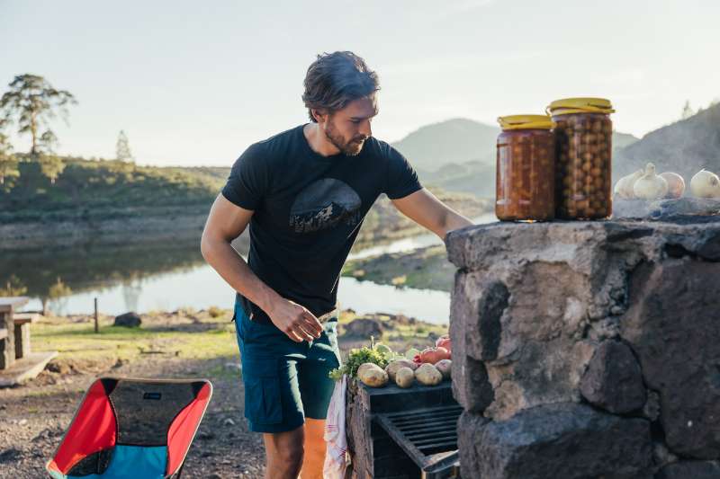 Koken op de camping: 12 makkelijke kampeergerechten