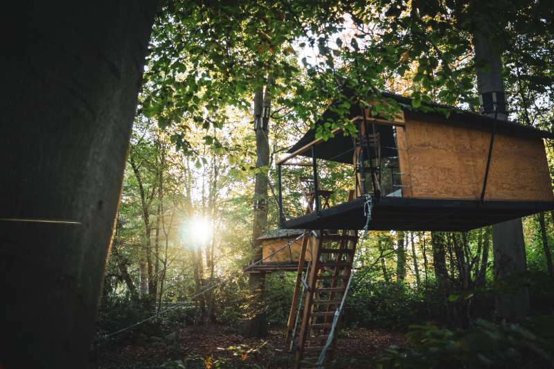 Nuit insolite : dormez dans une cabane dans les arbres