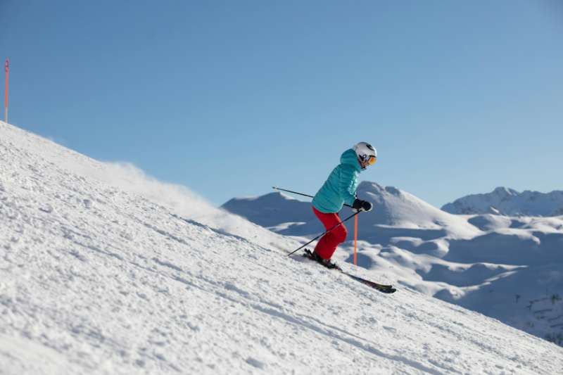 Hoe kies je de beste skihelm?